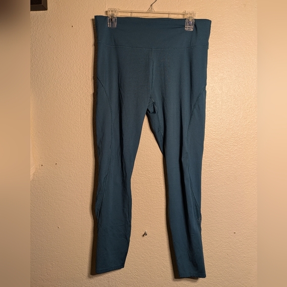 All In Motion  Leggings Pre Own Size Xl - Picture 2 of 8